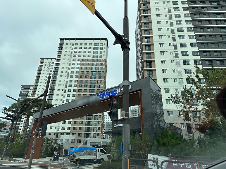 새아파트 입주준비 단열필름 창문썬팅가격 비싸다고 생각 말고 투자하세요.